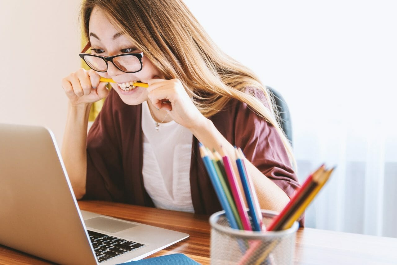 Feeling Overwhelmed at Work? Discover the Calming Effects of Mushroom Gummies
